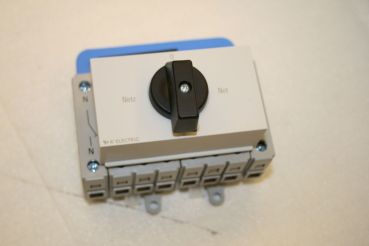 Laststromschalter, Netz-Umschalter, Netz - Notstrom,  als Einbauschalter, 1-0-2, 63A, 22/18,5 KW, Sontheimer ULT, 4 polg, auf Hutschiene