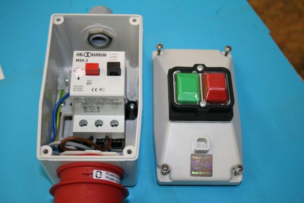 Motorschalter mit Motorschutzschalter 0,63-1,6 A und Drehfeldanzeige, 5x16A CEE, Motorstarter, Motoranschluss, Maschinenanschluss