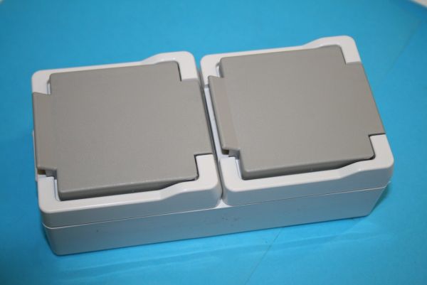 Doppelsteckdose, Presto Vedder 9322S, auf Putz, IP44, Schalter, Steckdose, Stecker, Jalousie