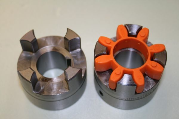 Wellenkupplung, Wellenverbindung,  Welle zu Welle, KTR, ROTEX 24, Motorwelle, Pumpenwelle, Generator